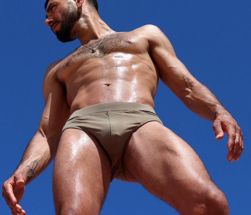 Planet Desert: Neutral shades are not always boring.