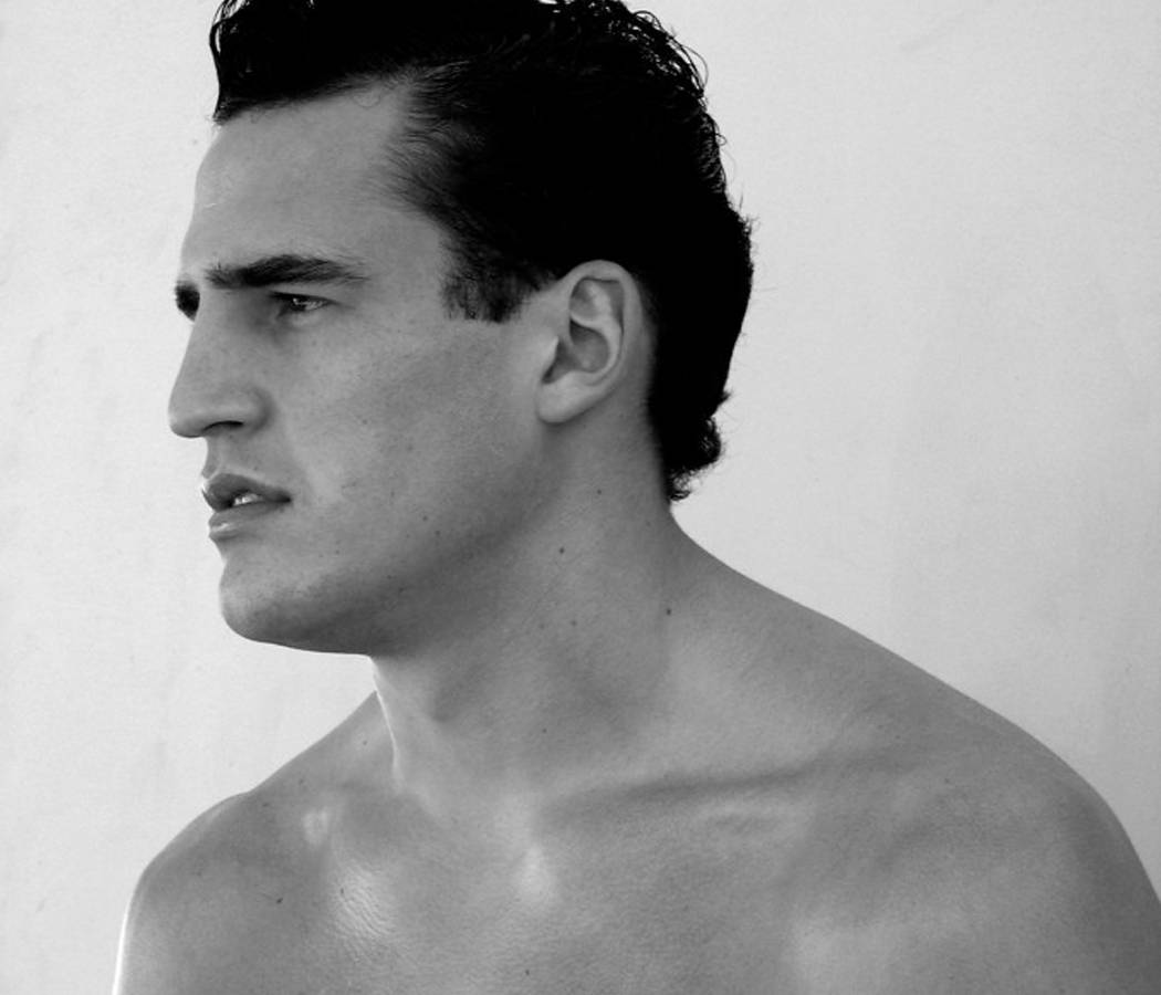 Going deep! Beautiful Brett!